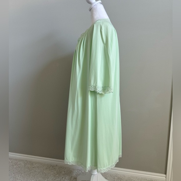 Shadowline Two Piece Vintage Mint Green Nightgown and Robe Peignoir Set - Picture 5 of 12